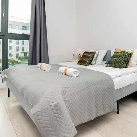 Apartment Browar Gdanski With Balcony By Renters *